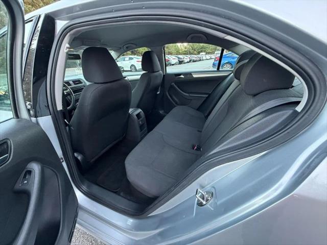 2015 Volkswagen Jetta 1.8T SE