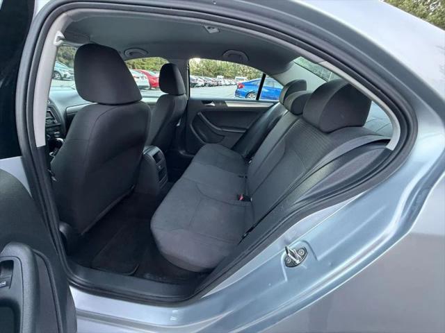 2015 Volkswagen Jetta 1.8T SE
