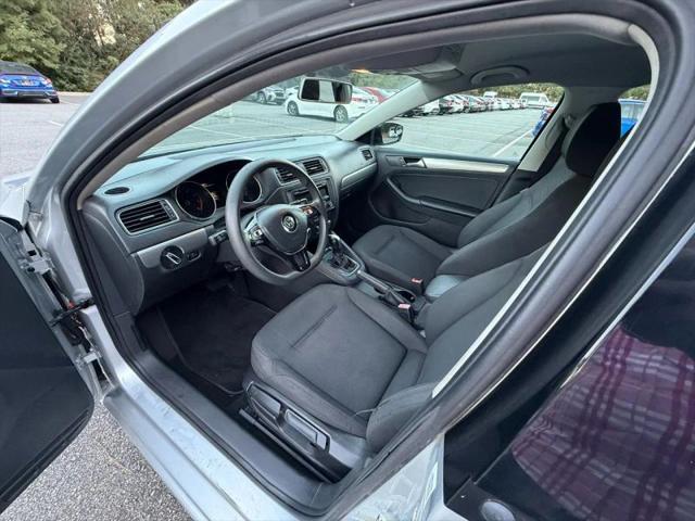 2015 Volkswagen Jetta 1.8T SE
