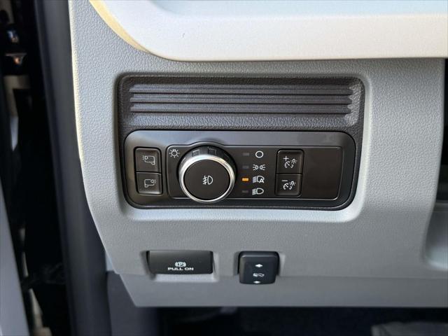 2026 Ford 600 XLT