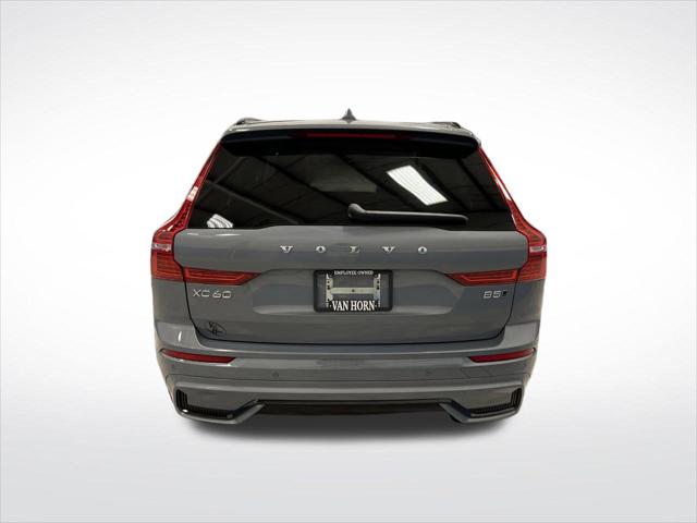 2024 Volvo XC60 B5 Plus Dark Theme