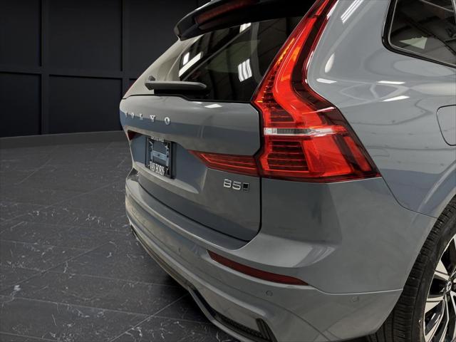 2024 Volvo XC60 B5 Plus Dark Theme