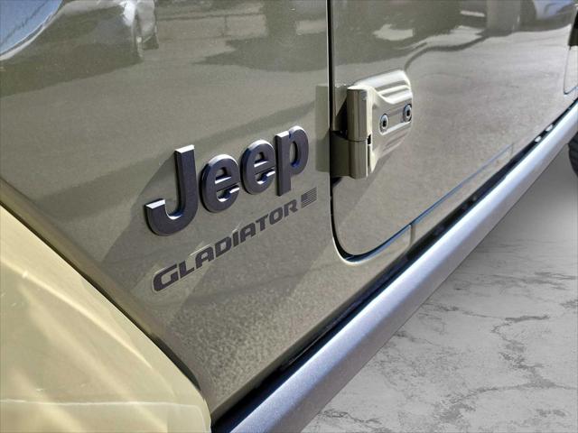 2026 Jeep Gladiator Sport