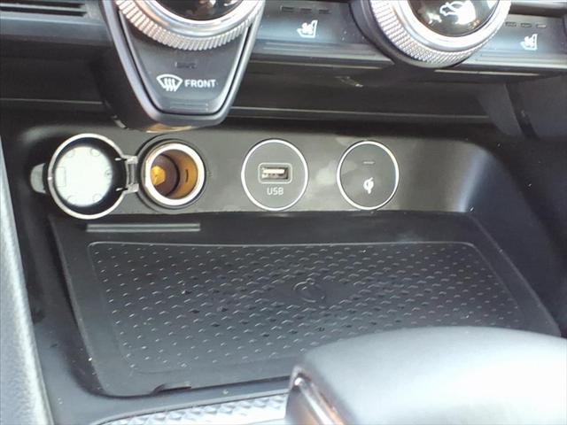 2023 Genesis G70 2.0T RWD