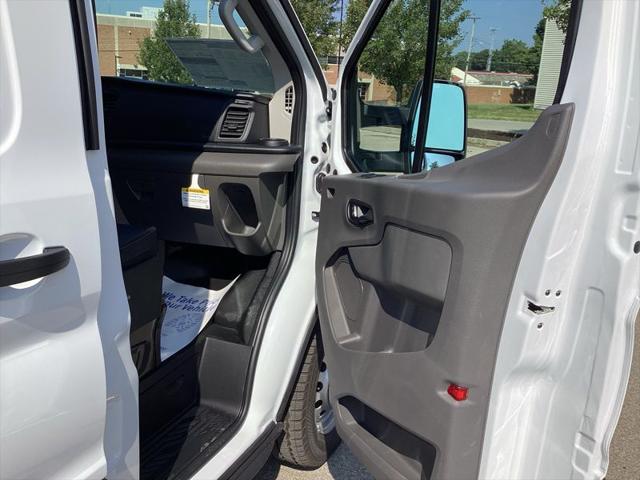 2025 Ford Transit Cargo Van Base