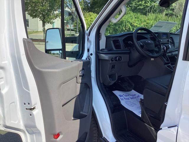 2025 Ford Transit Cargo Van Base