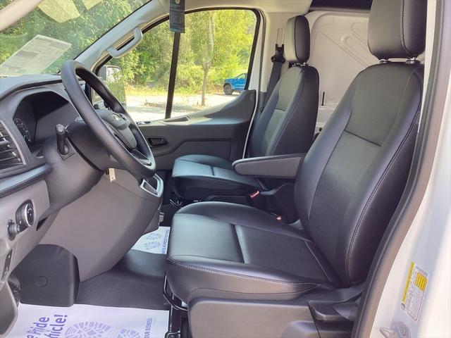 2025 Ford Transit Cargo Van Base