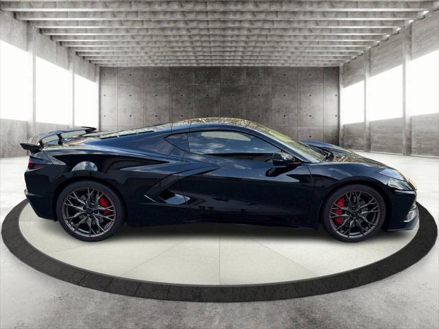 2025 Chevrolet Corvette Stingray 2dr Coupe w/2LT