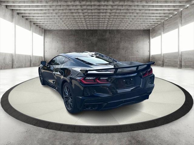 2025 Chevrolet Corvette Stingray 2dr Coupe w/2LT