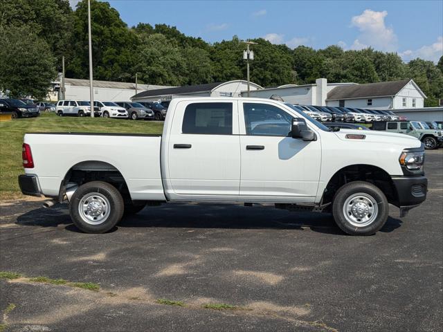 2024 RAM 2500 Tradesman Crew Cab 4x4 64 Box