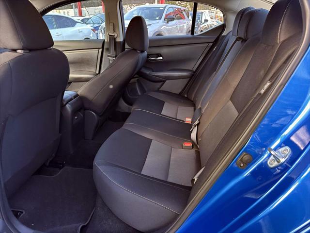 2021 Nissan Sentra SV Xtronic CVT [13]