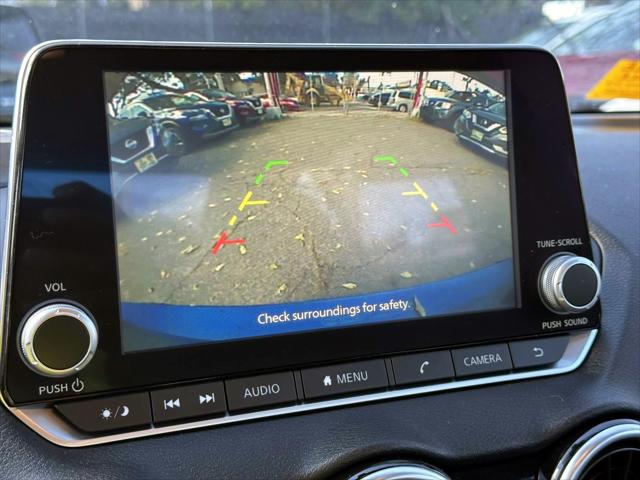 2021 Nissan Sentra SV Xtronic CVT [20]