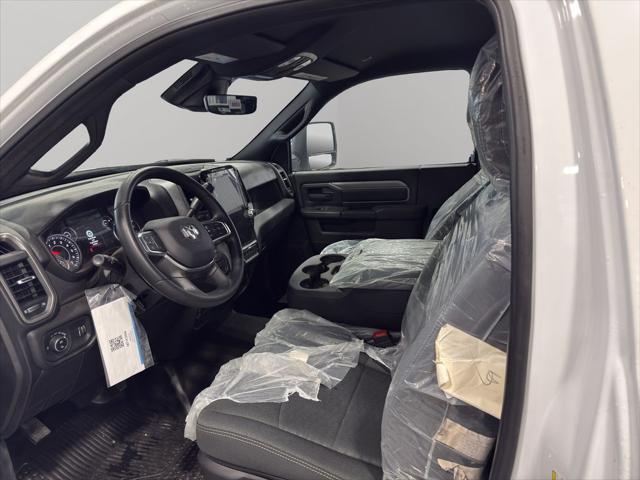 2025 RAM 3500 Tradesman Regular Cab 4x2 8 Box 2025 RAM 3500 Tradesman Regular Cab 4x2 8 Box