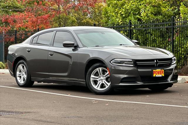 2016 Dodge Charger SE