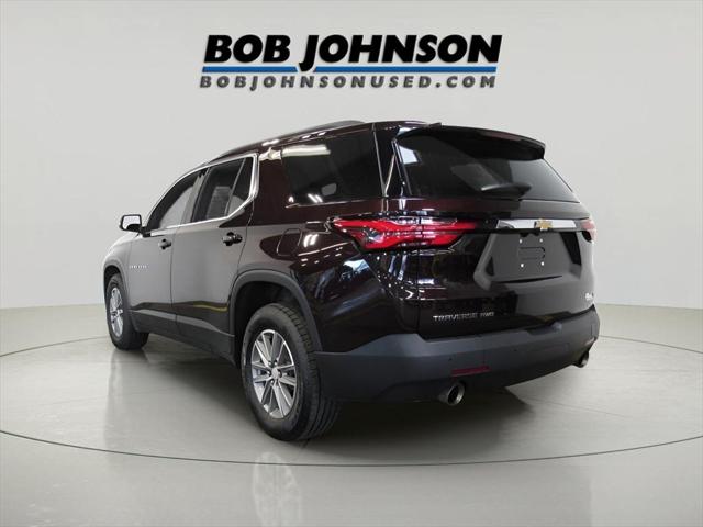 2023 Chevrolet Traverse AWD LT Leather