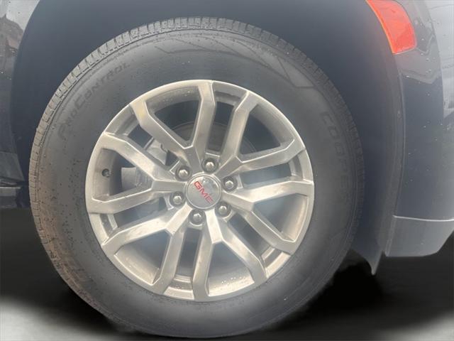 2022 GMC Yukon XL 4WD SLT