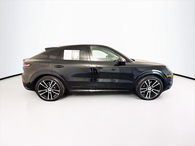 2025 Porsche Cayenne E-Hybrid Turbo