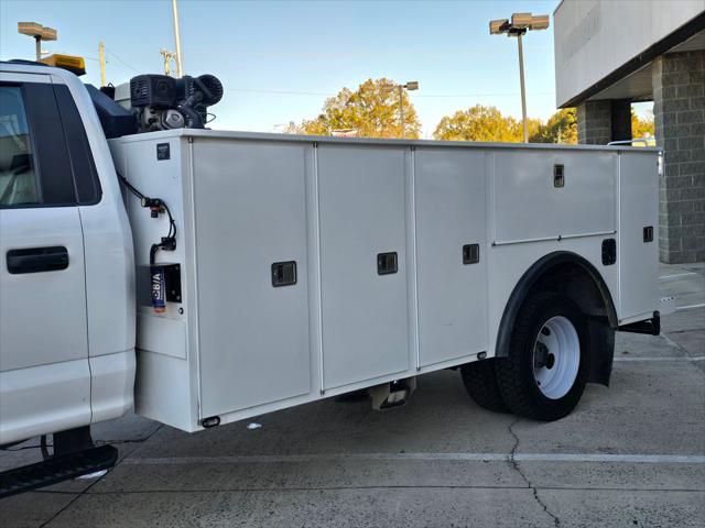 2022 Ford F-550 XL