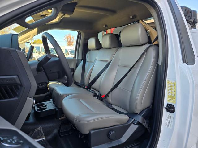 2022 Ford F-550 XL