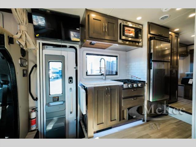 2026 Mercedes-Benz Sprinter 3500XD Chassis Standard Roof 4-Cyl Diesel HO