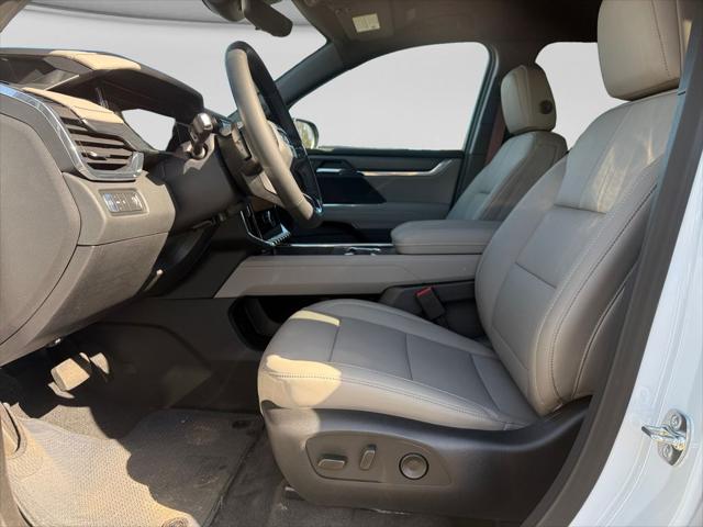 2026 GMC Acadia Elevation FWD