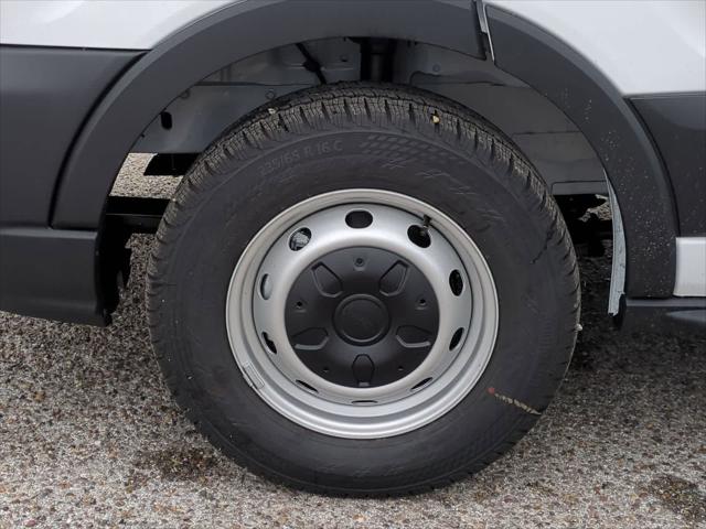 2026 Ford Transit Cargo Van T-250 148 Med Rf 9150 GVWR RWD
