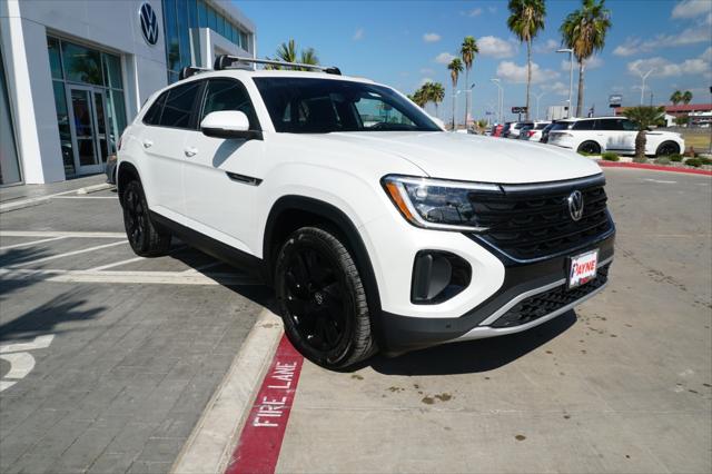 2026 Volkswagen Atlas Cross Sport 2.0T SE w/Technology