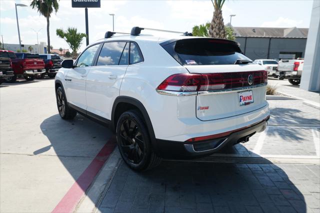 2026 Volkswagen Atlas Cross Sport 2.0T SE w/Technology