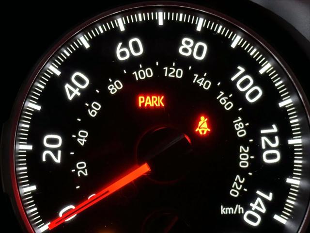 2022 Toyota RAV4 LE [25]