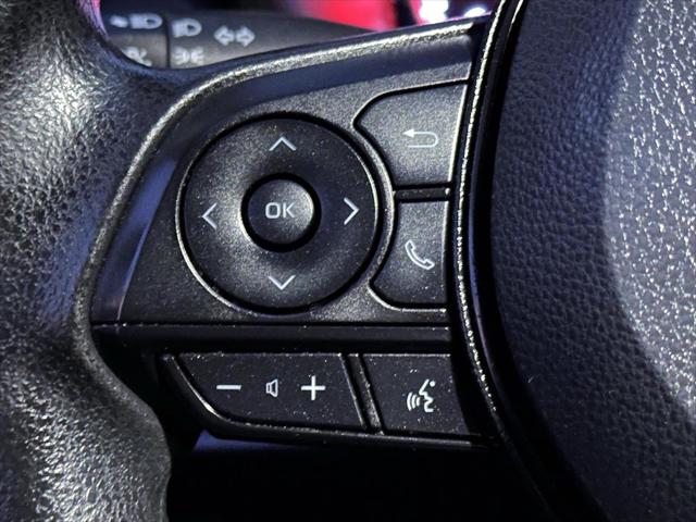 2022 Toyota RAV4 LE [26]