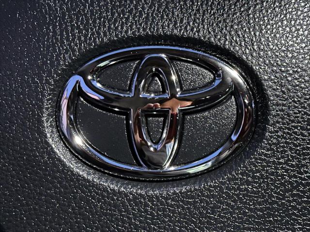 2022 Toyota RAV4 LE [28]