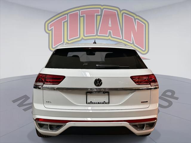 2022 Volkswagen Atlas Cross Sport 2.0T SEL R-Line [2]