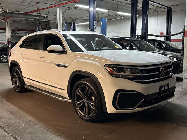 2022 Volkswagen Atlas Cross Sport 2.0T SEL R-Line [5]