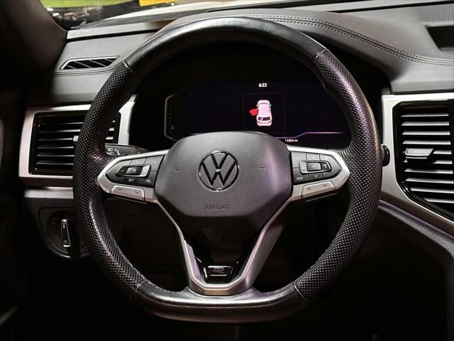 2022 Volkswagen Atlas Cross Sport 2.0T SEL R-Line [18]