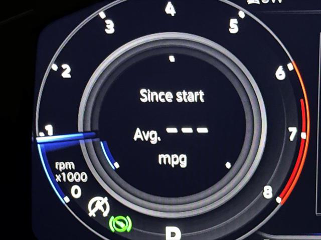 2022 Volkswagen Atlas Cross Sport 2.0T SEL R-Line [28]