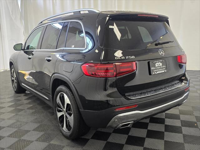 2025 Mercedes-Benz GLB 4MATIC