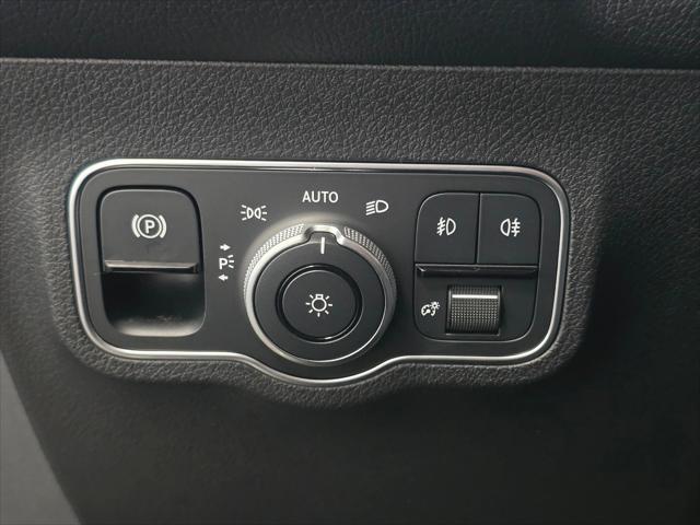 2025 Mercedes-Benz GLB 4MATIC