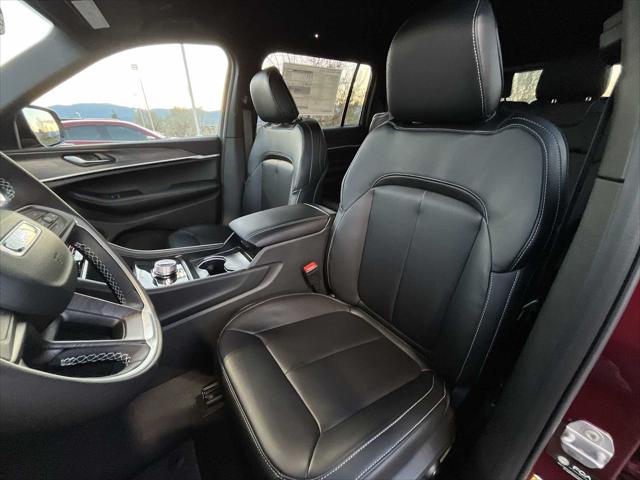 2025 Jeep Grand Cherokee L Limited 4x4