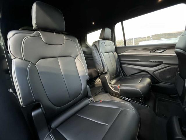 2025 Jeep Grand Cherokee L Limited 4x4