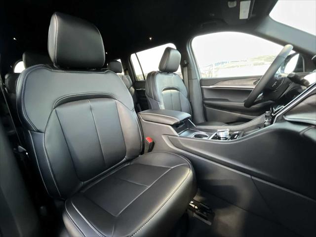 2025 Jeep Grand Cherokee L Limited 4x4