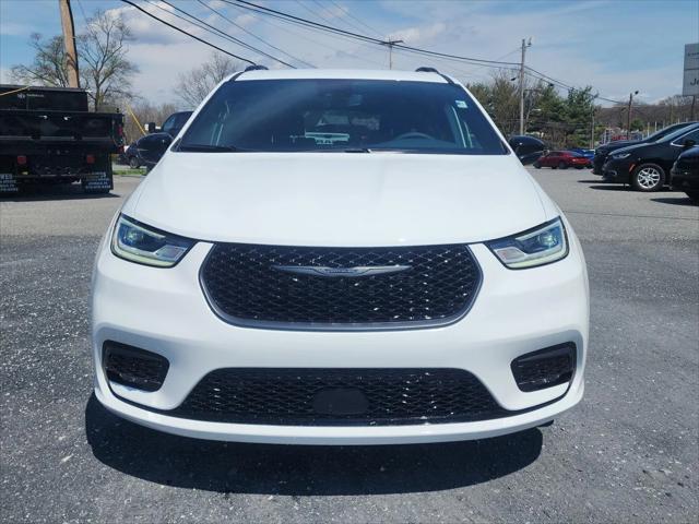 2026 Chrysler Pacifica PACIFICA SELECT AWD