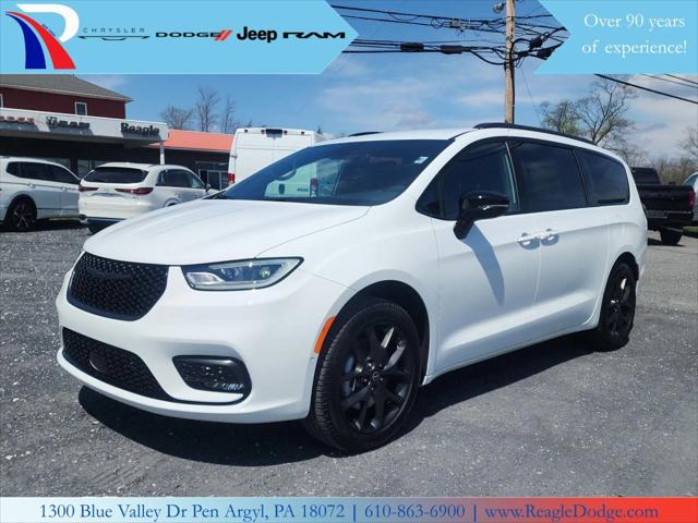2026 Chrysler Pacifica PACIFICA SELECT AWD