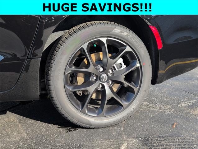 2026 Chrysler Pacifica PACIFICA SELECT AWD