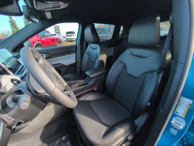 2026 Jeep Compass COMPASS LATITUDE 4X4