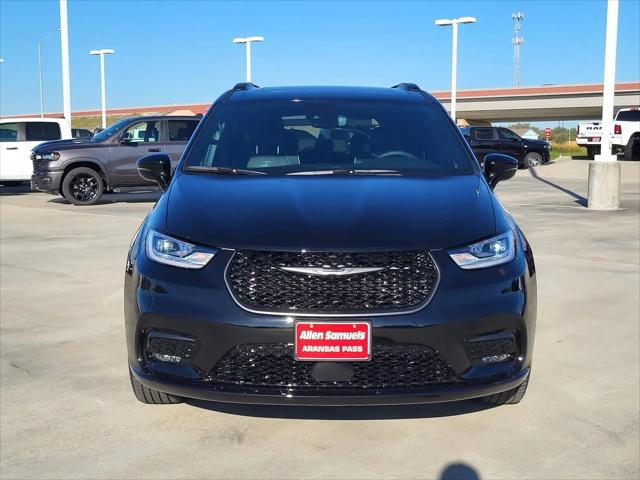 2026 Chrysler Pacifica Limited AWD