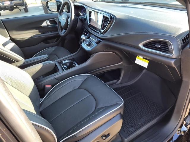 2026 Chrysler Pacifica Limited AWD