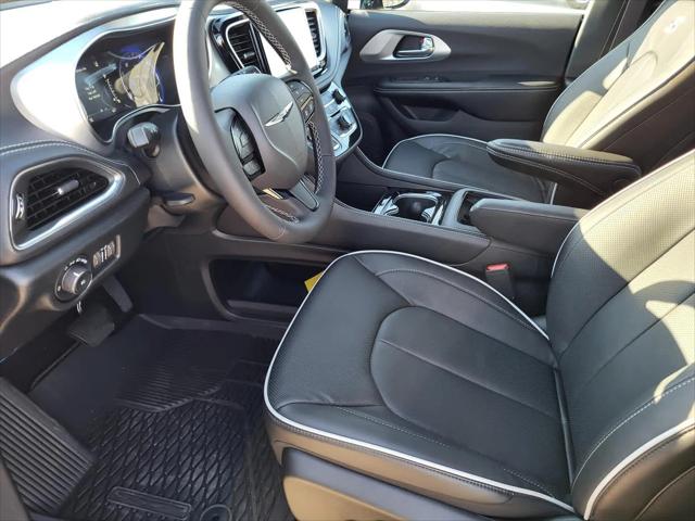 2026 Chrysler Pacifica Limited AWD