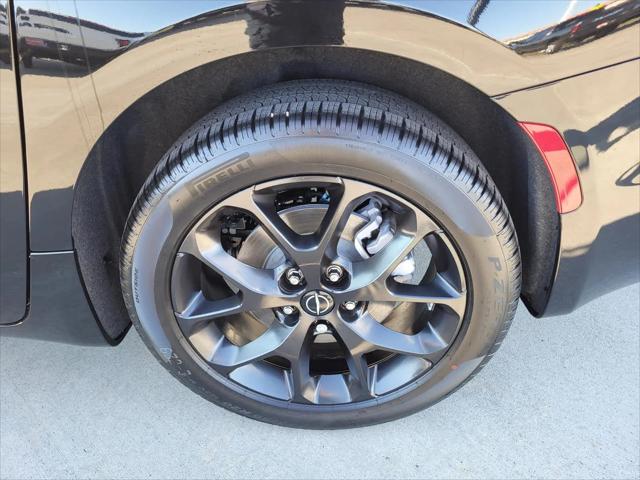 2026 Chrysler Pacifica Limited AWD
