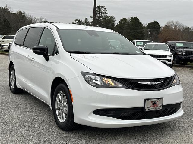 2026 Chrysler Voyager VOYAGER LX