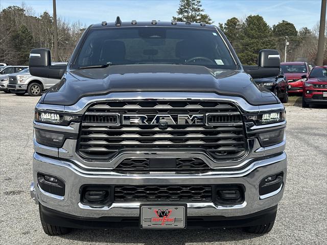 2026 RAM Ram 3500 Chassis Cab RAM 3500 TRADESMAN CREW CAB CHASSIS 4X4 60 CA